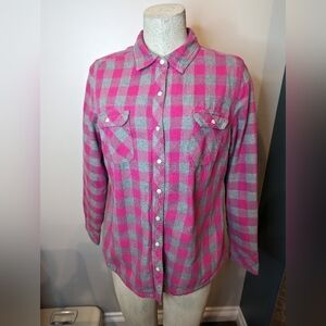 Pink and gray plaid shacket with Sherpa lining woman's Size large